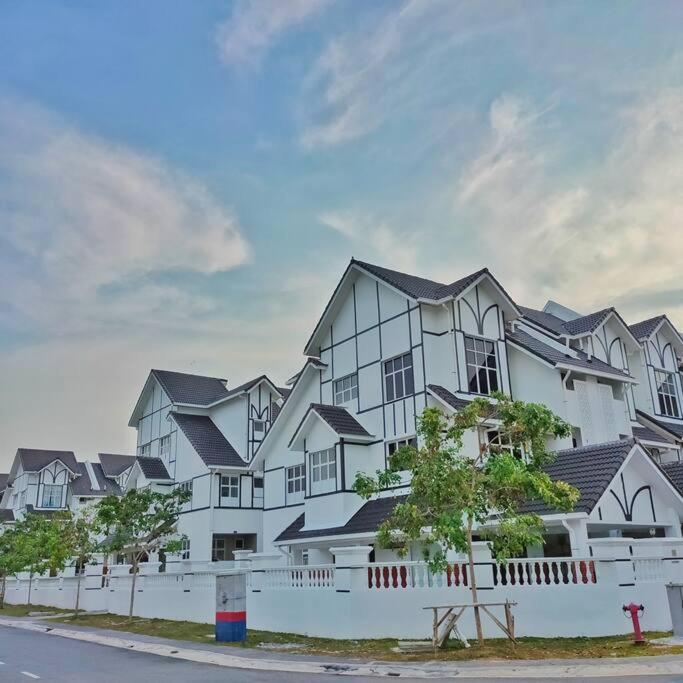 3 Storey Swimming Pool&Projector House Setia Alam Shah Alam Luaran gambar